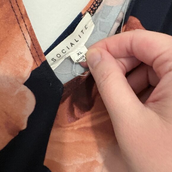 Floral Dress - Picture 2 of 3